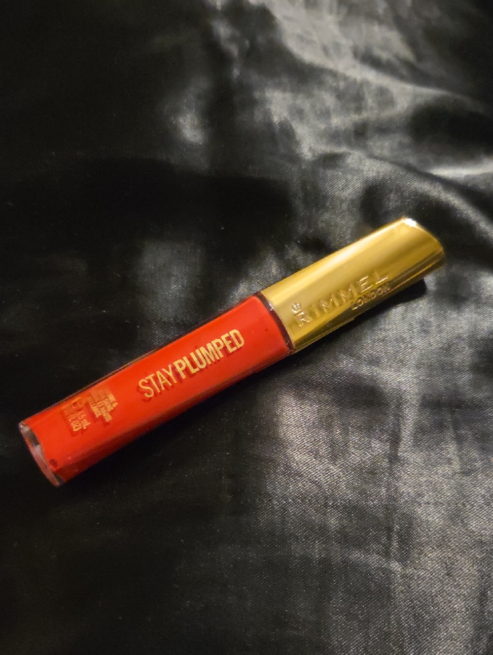 Rimmel London Saucy Stayplumped Lip Gloss